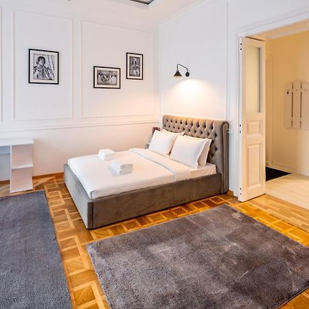 Alfa Apartments Grushevskoho 7 Львів Екстер'єр фото