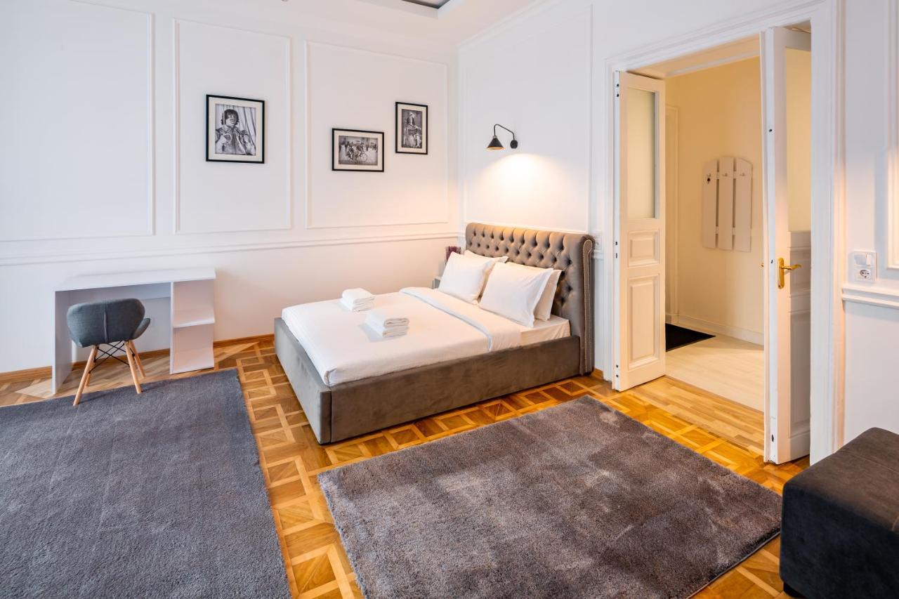 Alfa Apartments Grushevskoho 7 Львів Екстер'єр фото