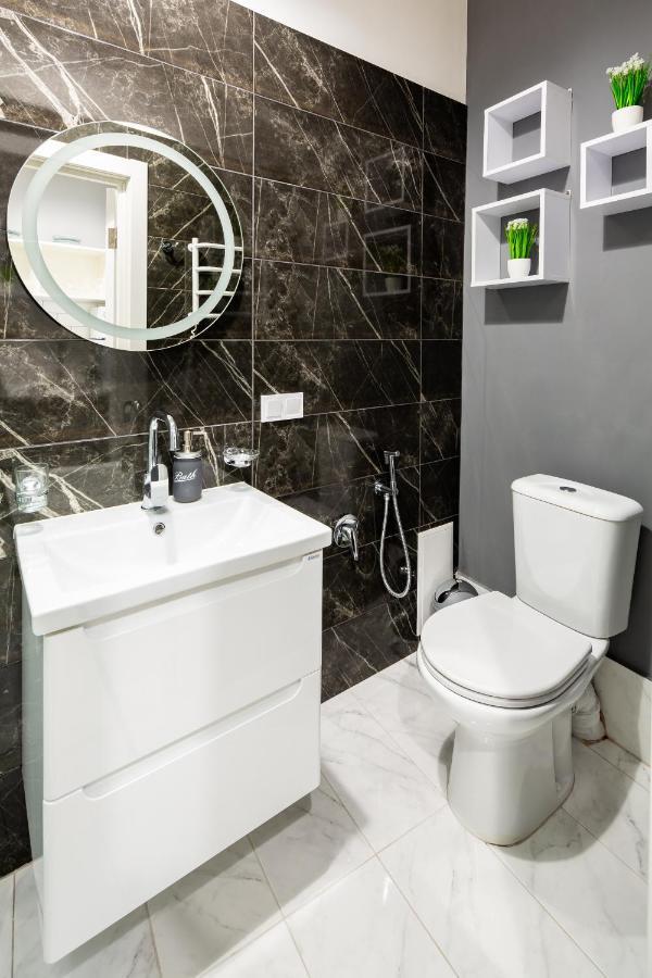 Alfa Apartments Grushevskoho 7 Львів Екстер'єр фото