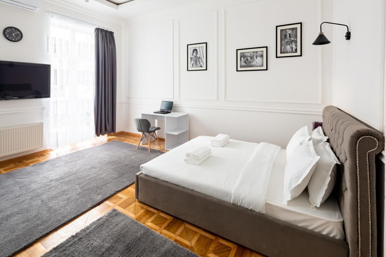 Alfa Apartments Grushevskoho 7 Львів Екстер'єр фото
